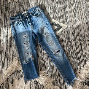 KanCan Distressed skinnies